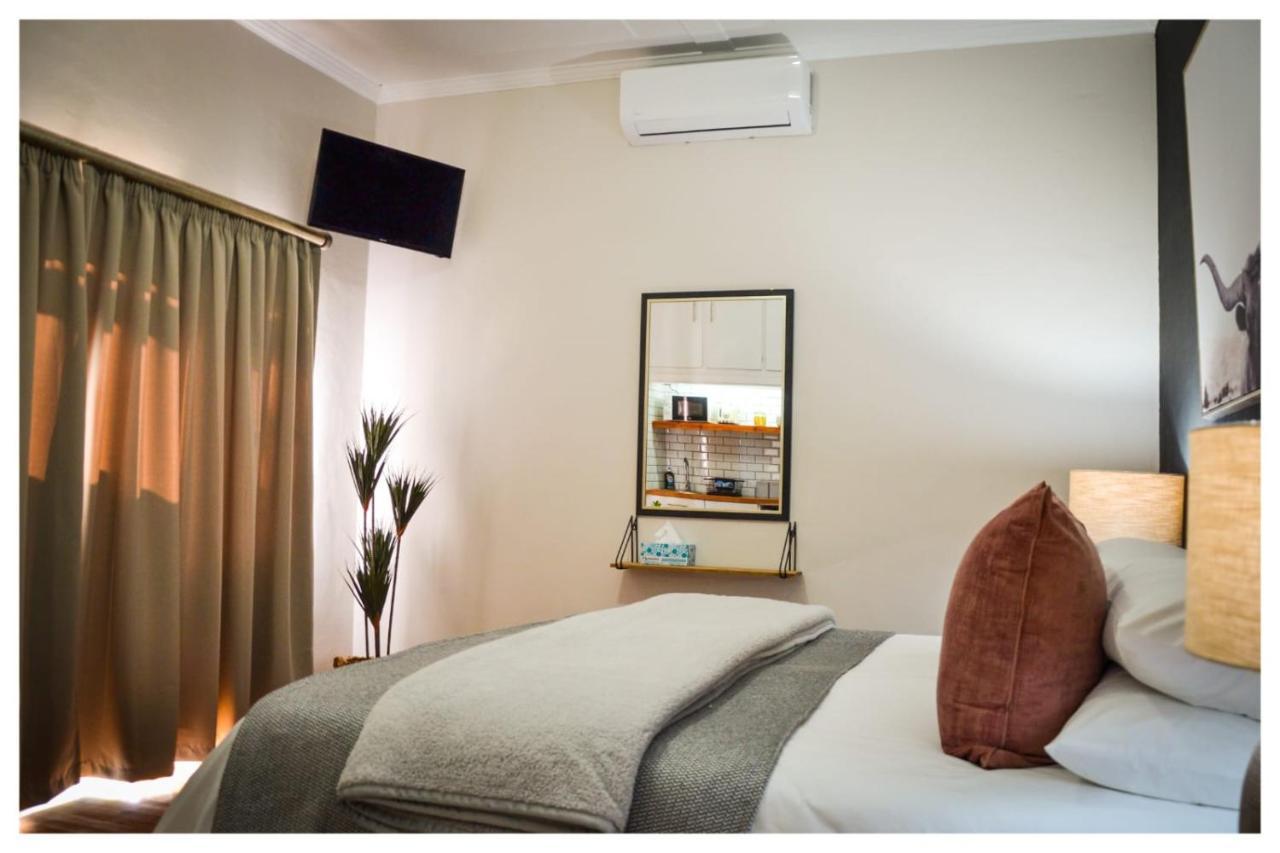@Mango'S Apartment Beaufort West Exterior photo